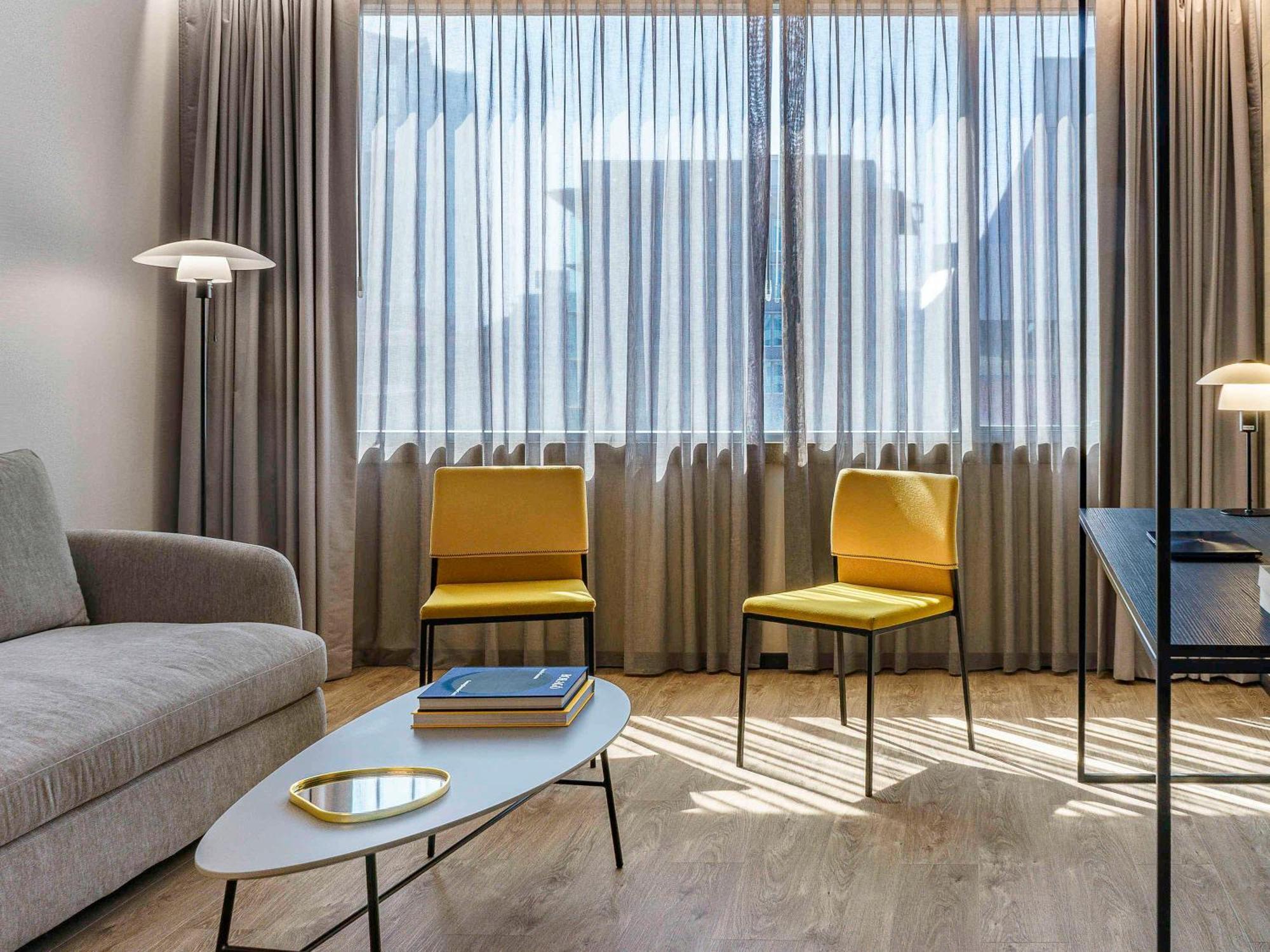מלון Pullman Santiago El Bosque מראה חיצוני תמונה A room at the hotel